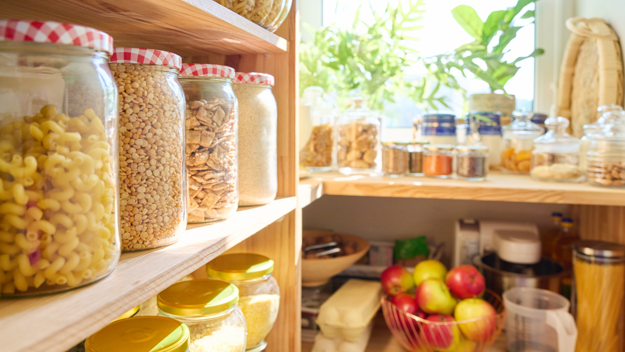 You are currently viewing How To Get Your Kitchen & Pantry Holiday Ready!